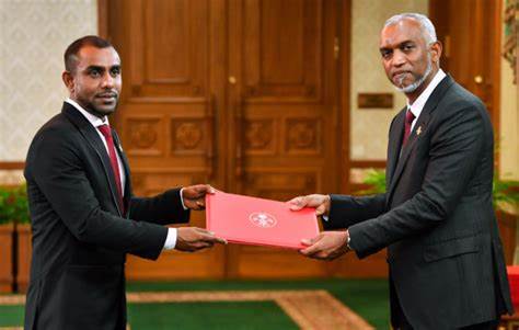 ފައިސަލް މަގާމުން ވަކިކުރެއްވީ ޗައިނާ މޯލްޑިވްސް ފްރީ ޓްރޭޑް އެގްރީމެންޓް ރައީސް ނަޝީދު މެދުވެރިކޮށް އިންޑިއާއަށް "ވިއްކާލުމުން" ކަމަށް އިންޑިއާގެ ސިޔާސީ އިސް ފަރާތްތަކަކުން ބުނެފި